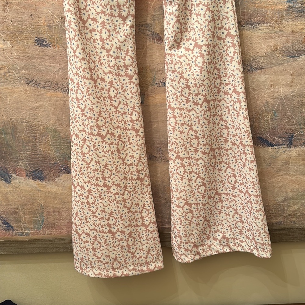 Patterned flare pants - Picture 6 of 6